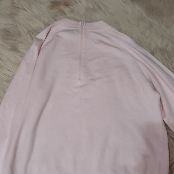 Soft pink mock turtleneck sweater - Picture 4 of 6